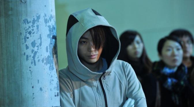 Masaki Suda sebagai Yugi Shion, penerus Kira di film Death Note 2016. (Anime News Network)
