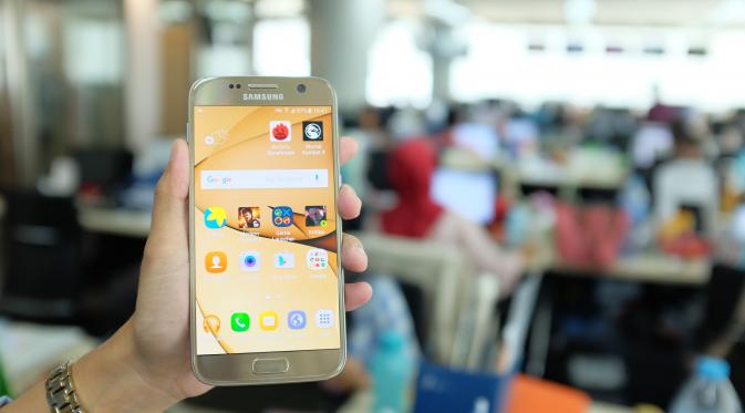 Tampak depan Samsung Galaxy S7 (Liputan6.com/Iskandar).