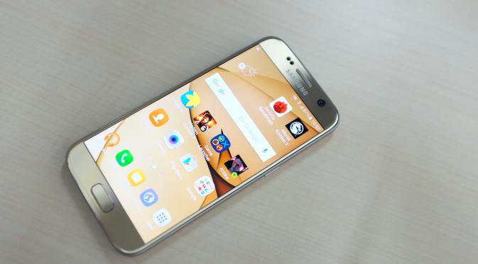 Samsung Galaxy S7 tampak depan (Liputan6.com/Iskandar).