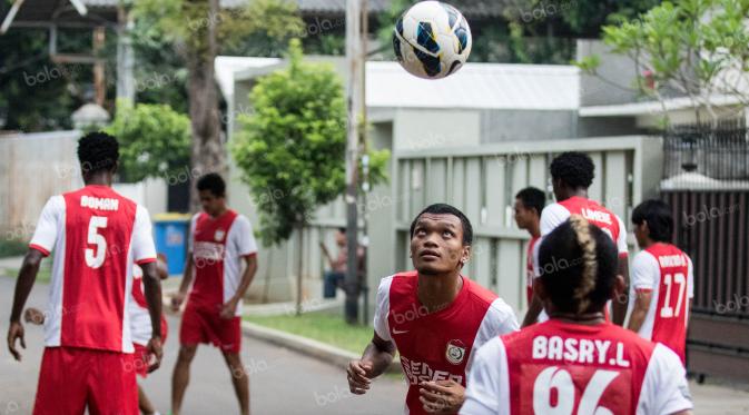 Striker PSM Makassar, Ferdinand Sinaga, senang kembali dimainkan sebagai striker oleh pelatih Robert Rene Alberts. (Bola.com/Vitalis Yogi Trisna)