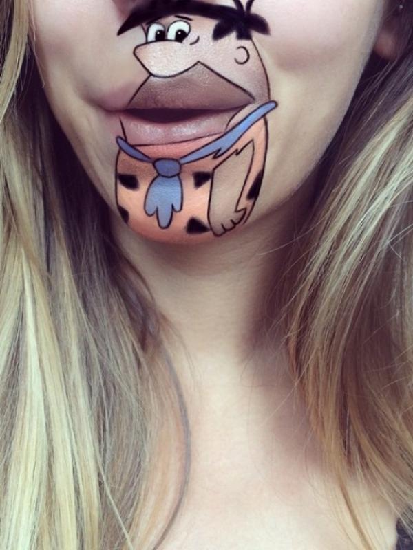 Lip-art kartun ini dijamin 100% sama dengan tokoh kartun aslinya. (via: boredpanda)