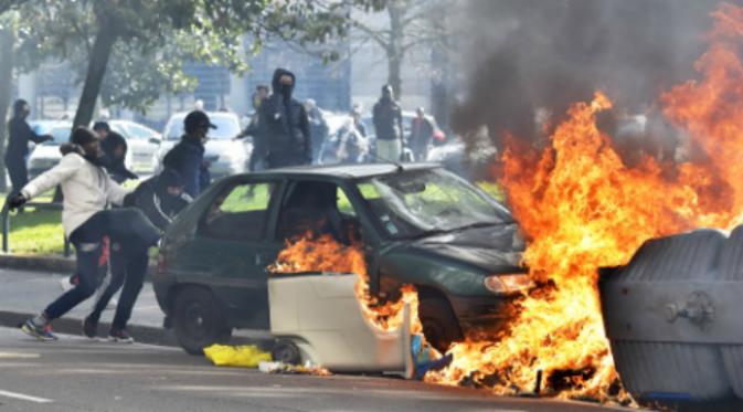 Ragam aksi protes di Prancis tantang UU ketenagakerjaan. (Sumber The Local)