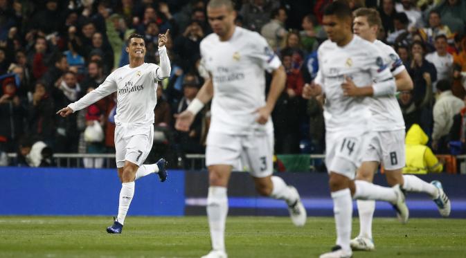 Real Madrid untuk sementara unggul dari Wolfsburg berkat dua gol dari Cristiano Ronaldo (Reuters / Sergio Perez)