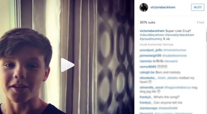 Cruz Beckham tunjukkan kebolehannya dalam bernyanyi melalui akun Instagram sang ibu. (Instagram/victoriabeckham)