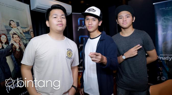 Personel CJR Aldy, Rizky dan Iqbaal. (Adrian Putra/Bintang.com)