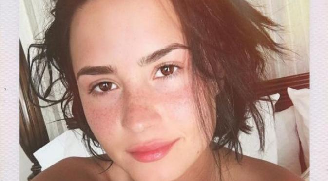 Demi Lovato pamer wajah tanpa makeup. (Instagram)