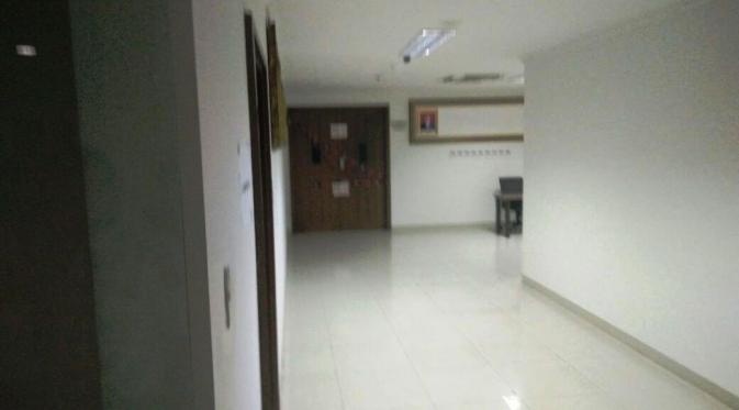 Ruang yang diduga tempat kerja panitera sekretaris PN Jakarta Pusat, Edy Nasution, disegel KPK. (Liputan6.com/Putu Merta Surya Putra)