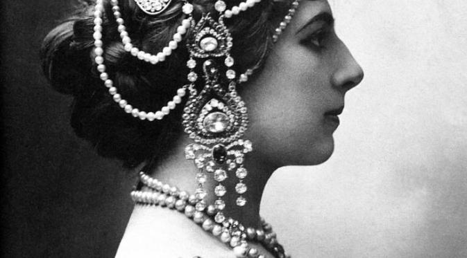 Intel seksi Mata Hari (Wikipedia)