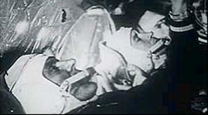 Vladimir Komarov, manusia pertama tewas dalam misi luar angkasa. (bbc)