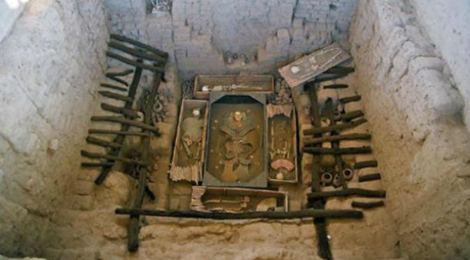 Harta karun makam Pemimpin Sipán (Ancient Origins).