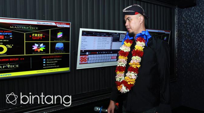 Berani beda, Ahmad Dhani terapkan di bisnis karaoke (Deki Prayoga/Bintang.com)
