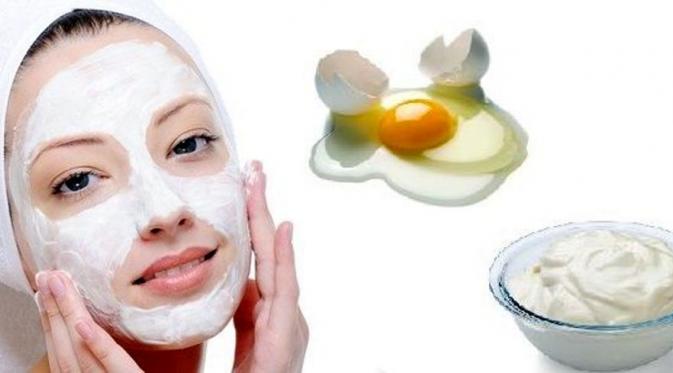 Sekarang nggak lagi susah untuk kecilkan pori-pori wajah, cukup dengan bahan alami kamu bisa mengatasinya. (via: pinterest.com)
