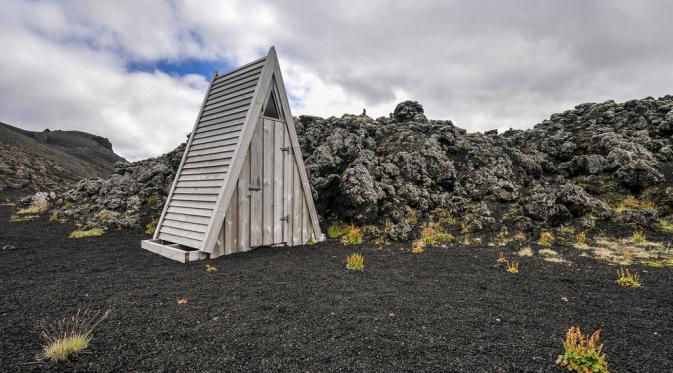 Toilet di Fjallabak Nature Reserve, Islandia. (Via: buzzfeed.com)