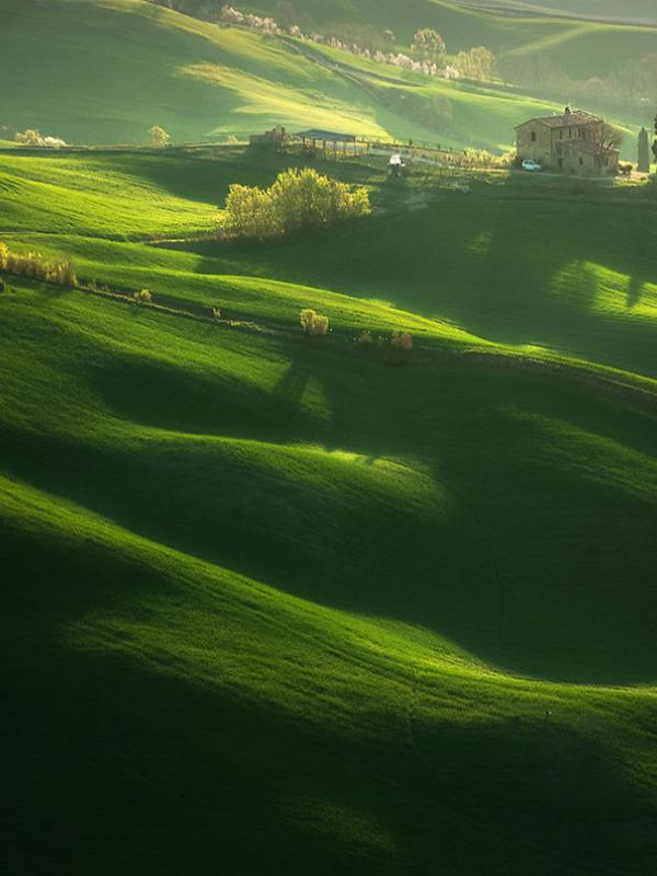 Tuscany, Italia. (Marcin Sobas/Bored Panda)