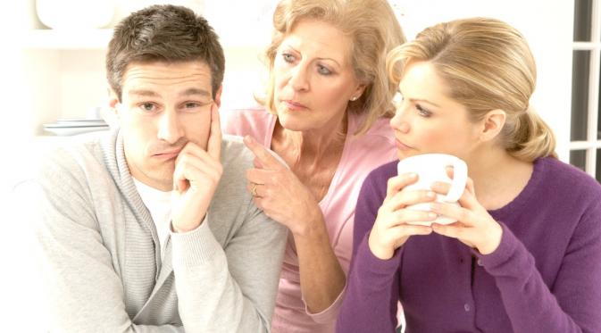 Tanda Mertua Kamu Menyebalkan, Bagaimana Menyikapinya? (Foto: chillisauce.co.uk)