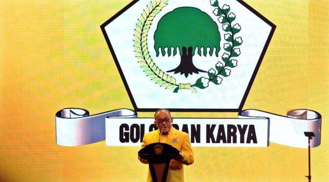 Aburizal Bakrie di pembukaan Munaslub Golkar di Bali Nusa Dua Convention Center (BNDCC), Kabupaten Badung, Bali, Sabtu (14/5/2016). (Liputan6.com/Johan Tallo)