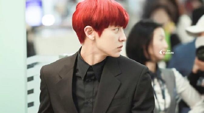 Chanyeo EXO ubah warna rambut. (via kpopchart.net)