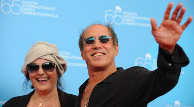 Adriano Celentano dan Claudia Mori (via AFP/bintang.com)