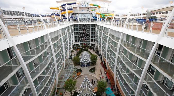 Harmony of the Seas memiliki 3.000 kabin untuk keluarga dan pribadi, yang dilengkapi dengan balkon (Reuters/dailymail.com)
