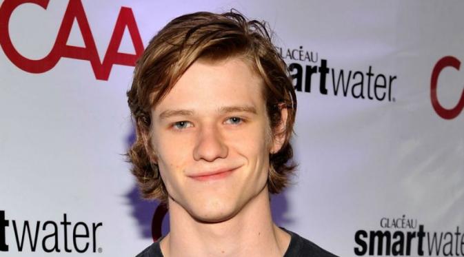 Lucas Till, pemeran baru MacGyver. foto: t13.cl