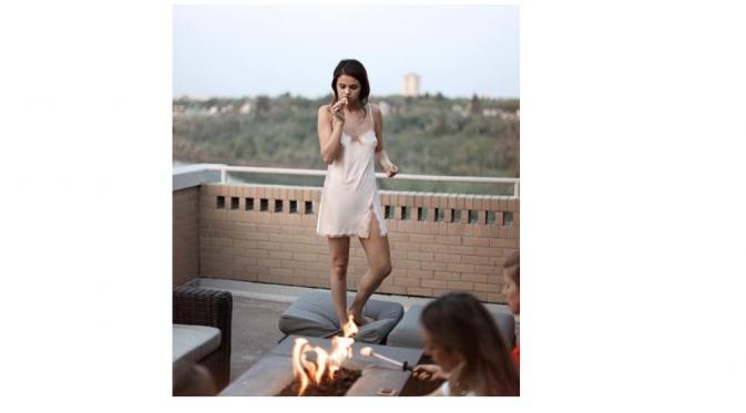Selena Gomez seksi kenakan lingerie, (Instagram)