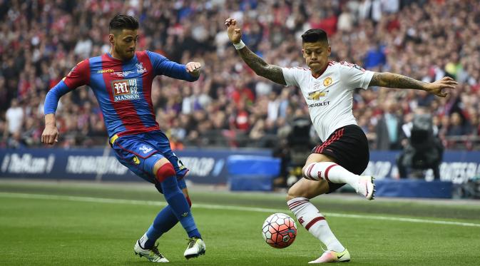 Crystal Palace vs Manchester United. (Reuters / Dylan Martinez).