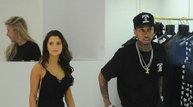 Tyga dan Demi Rose (via. Hollywood Life)