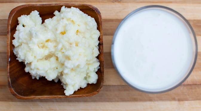 Berkenalanlah dengan kefir, serupa yogurt dengan kekuatan dan bakteri probiotik yang lebih dahsyat.