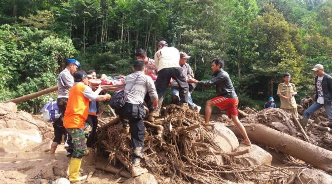 5 warga Kampung Sukamukti RT 02/01, Subang, tewas dalam bencana banjir bandang dan longsor (/Istimewa)