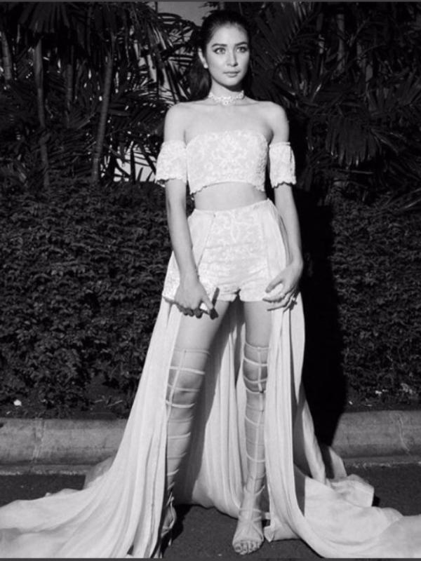 Mikha Tambayong dalam Insert Fashion Award 2016.