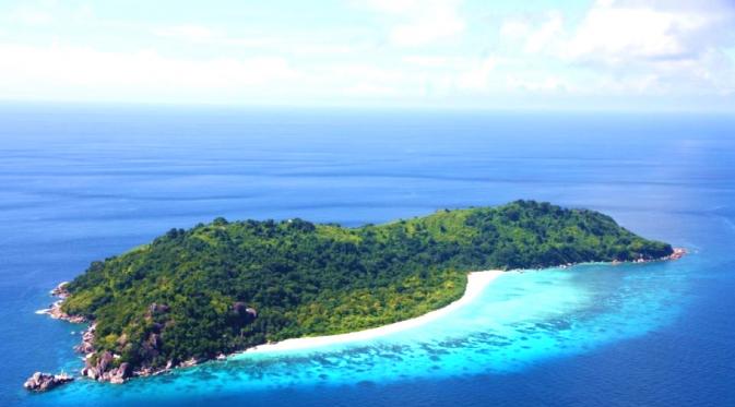 Pulau indah ini ditutup untuk umum oleh pemerintah Thailand (Wikipedia)