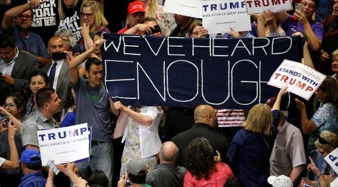 Kampanye Donald Trump di Albuquerque diwarnai rusuh (Reuters)