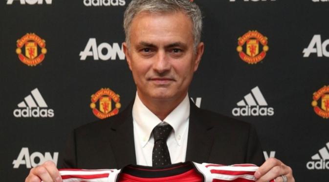 Manajer baru Manchester United, Jose Mourinho. (dok. Manchester United)