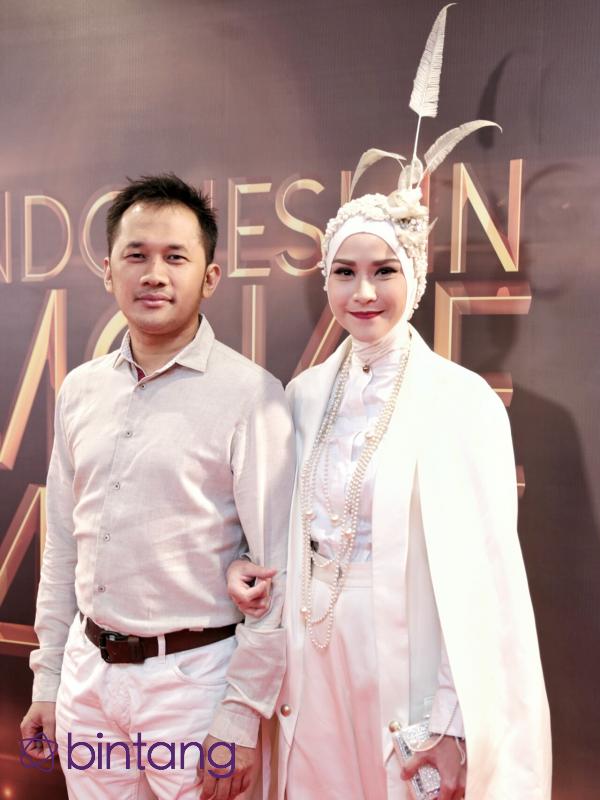 Zaskia Adya Mecca dan Hanung Bramantyo. (Adrian Putra/Bintang.com)