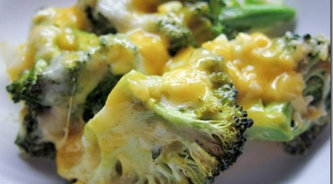 Resep mudah buat brokoli keju untuk santap siang di rumah.