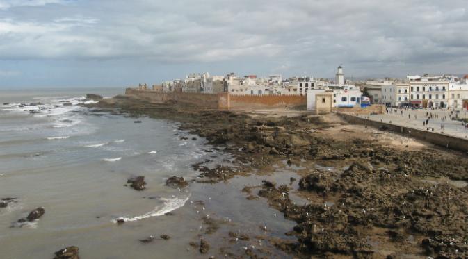 Essaouira – (Astapor). Sejumlah drama televisi menggunakan beberapa tempat bersejarah sungguhan sebagai lokasi rekaman kisahnya. (Sumber Heritage Daily)