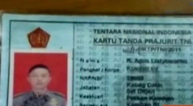 Bareskrim Polri periksa PNS M yang ditangkap bersama kolonel yang diduga terkait peredaran uang palsu. Sementara banjir merendam Bandung.