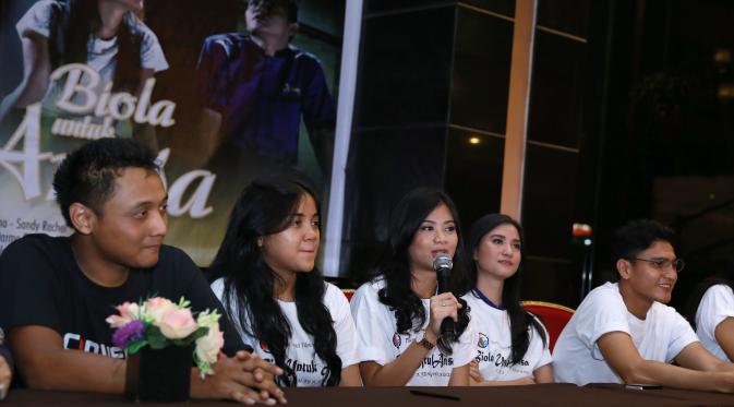 Preskon film Biola Untuk Anisa (Galih W. Satria/bintang.com)