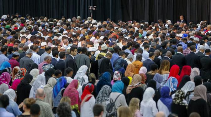 Ribuan Orang Menghadiri Upacara Pemakaman Muhammad Ali. (Foto: DailyMail.co.uk)