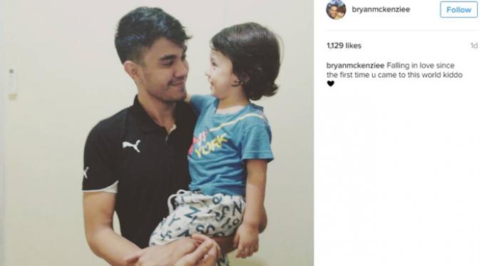 Bryan McKenzie ungkap rasa cinta pada anak. (Instagram)
