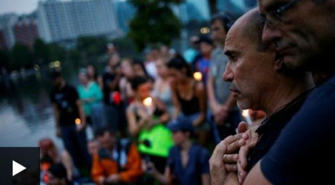 Penembakan Orlando, bikin kaum gay was-was terhadap anti-LGBT di sekitar mereka | Via: BBC.com