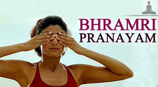 Teknik bernapas yoga ini disebut Bhramari pranayama atau yang disebut bernapas ala lebah (bee breath).