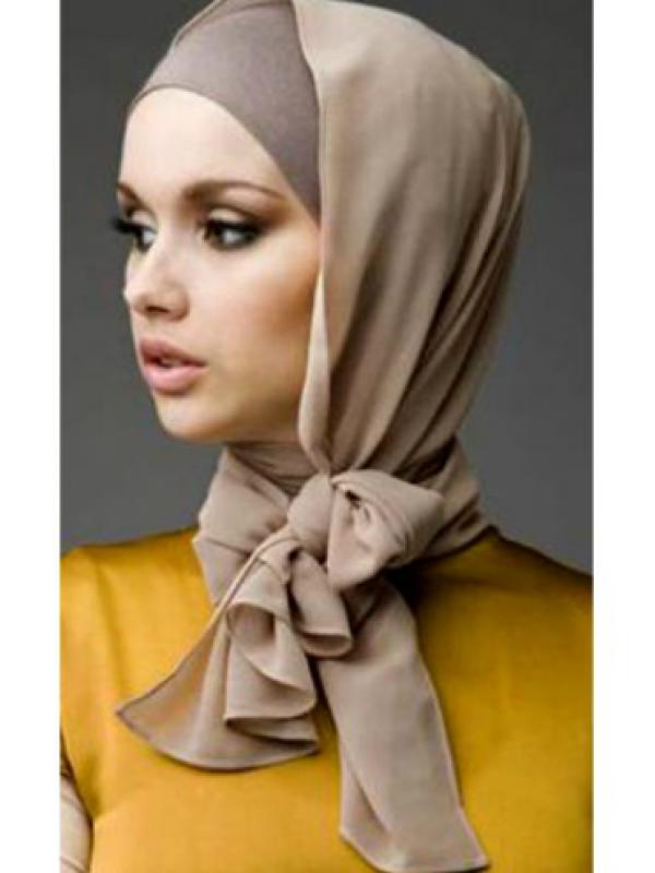 Hijab Simpul Samping (Foto: boldsky.com)