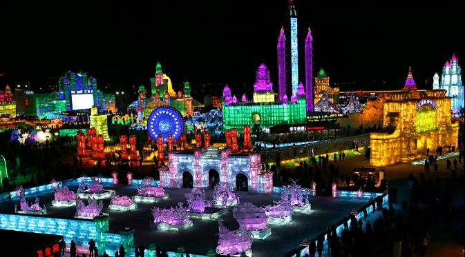 'Snow and Ice Festival' di kota Harbin, China. (Sumber: IB Times)