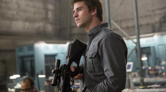 Liam Hemsworth dalam film Independence Day 2. Foto: via geektyrant.com