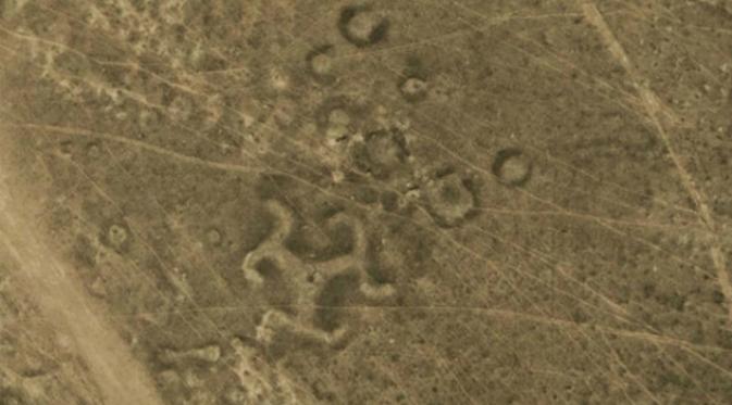 Geolyphs di Kazakhstan utara (Google Earth)