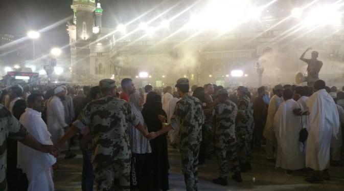 3 Bom Meledak di Arab Saudi, Masjidil Haram Dijaga Ketat (Erwin Renaldi)