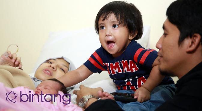 Sebelum menjalani proses kelahiran, Natasha mengunggah foto terakhir sebelum lahiran. Ia mengabarkan bahwa kolestasis obstetri. Akibat ganguan tersebut, ia merasakan gatak di seluruh tubuhnya. (Deki Prayoga/Bintang.com)