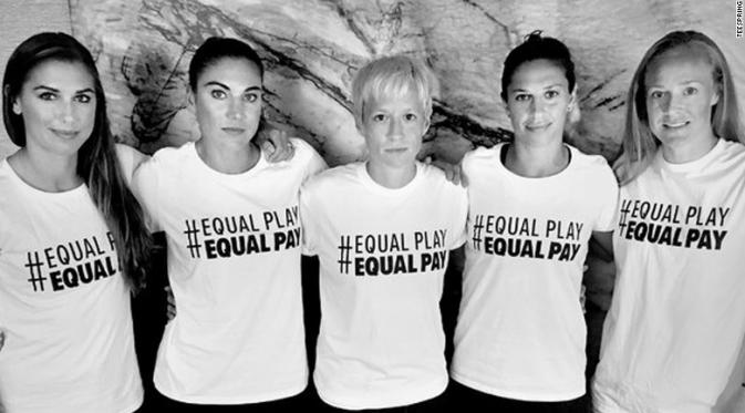 Kampanye timnas wanita Amerika Serikat soal isu diskriminasi pembayaran di Olimpiade 2016. (CNN)