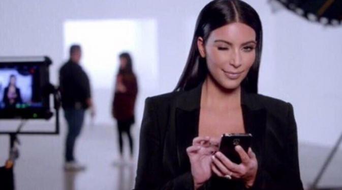 Kim Kardashian buktikan Taylor Swift adalah seorang pembohong melalui video yang dirinya unggah di akun Snapchat pribadinya.